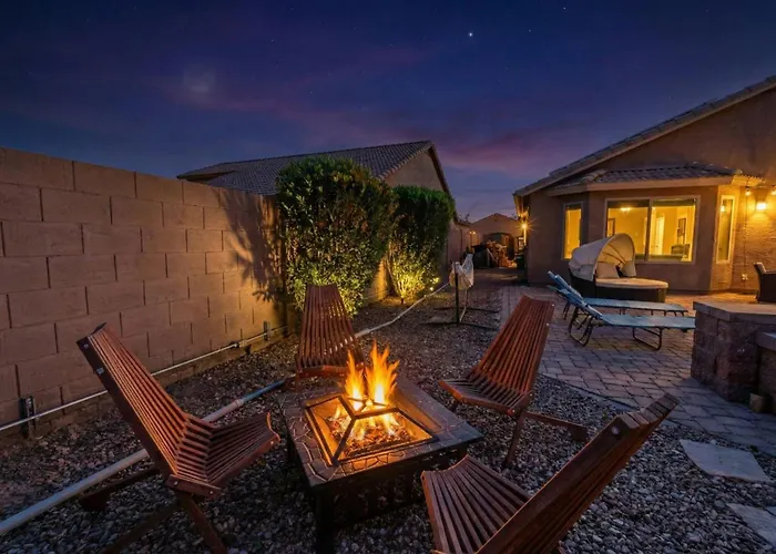 Holiday home Spacious 4br Retreat Htd Pool Wifi