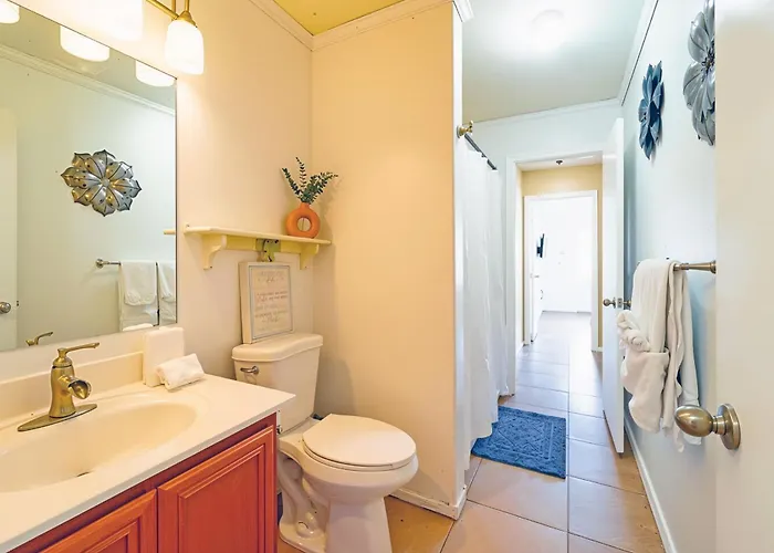 Spacious 4br Retreat Htd Pool Wifi Holiday home *